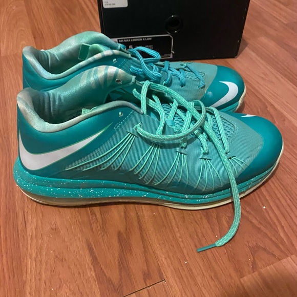 Lebron 10 lows - Picture 1 of 5